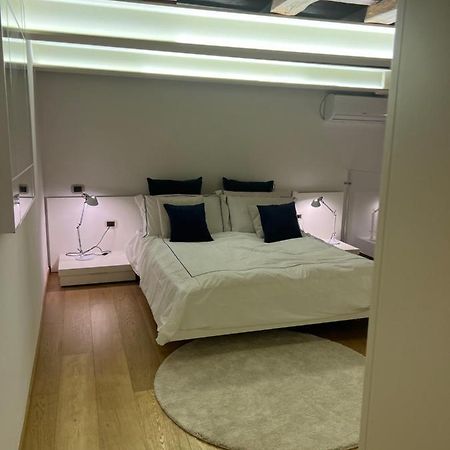 Elegante Appartamento Borgo San Jacopo Флоренция Экстерьер фото
