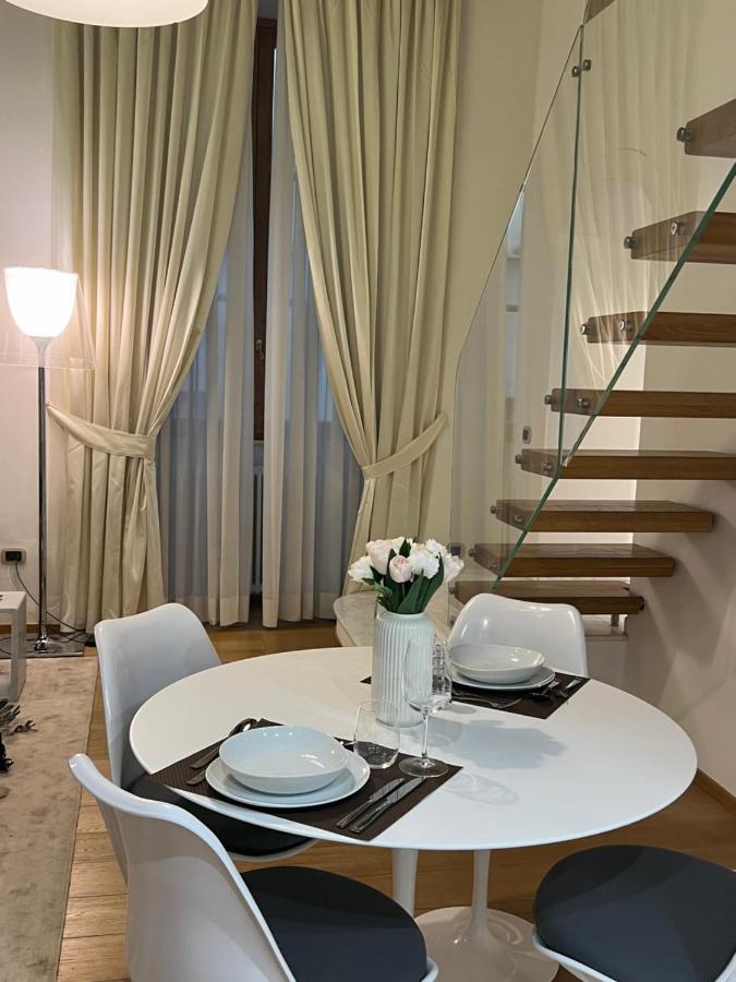 Elegante Appartamento Borgo San Jacopo Флоренция Экстерьер фото